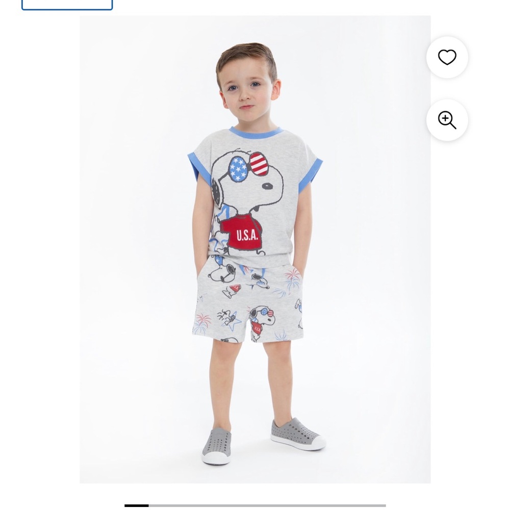 262. Peanuts Snoopy Toddler Boy Americana T-Shirt and Shorts Set.NWT